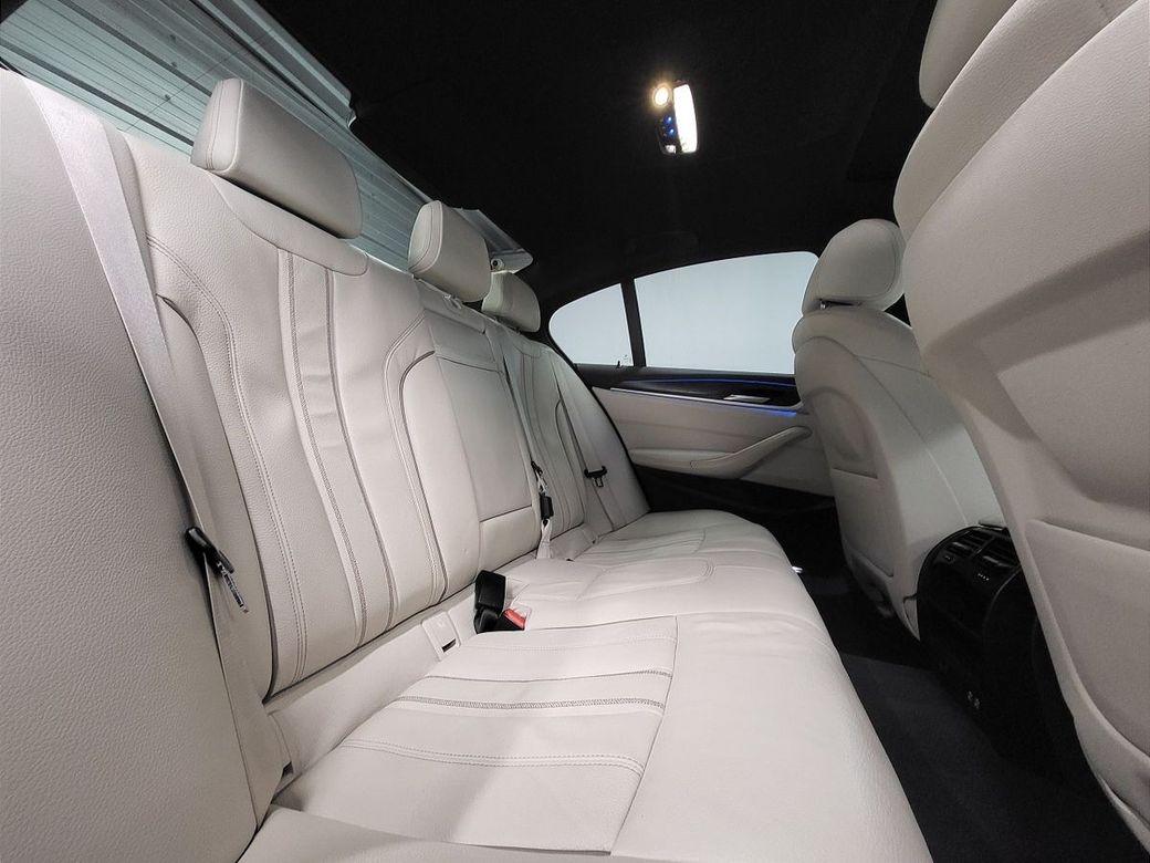 2023 BMW 5 Series