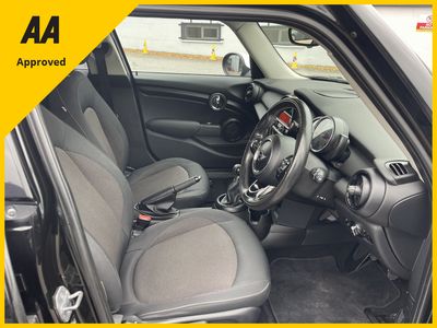 2016 Mini Hatch
