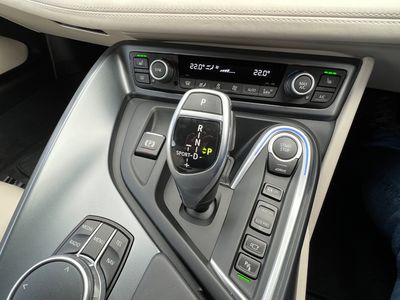 2018 BMW i8