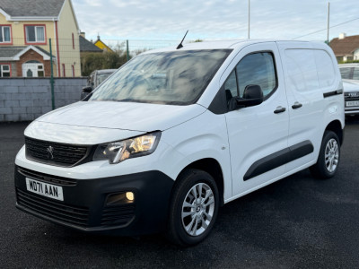 2022 Peugeot Partner