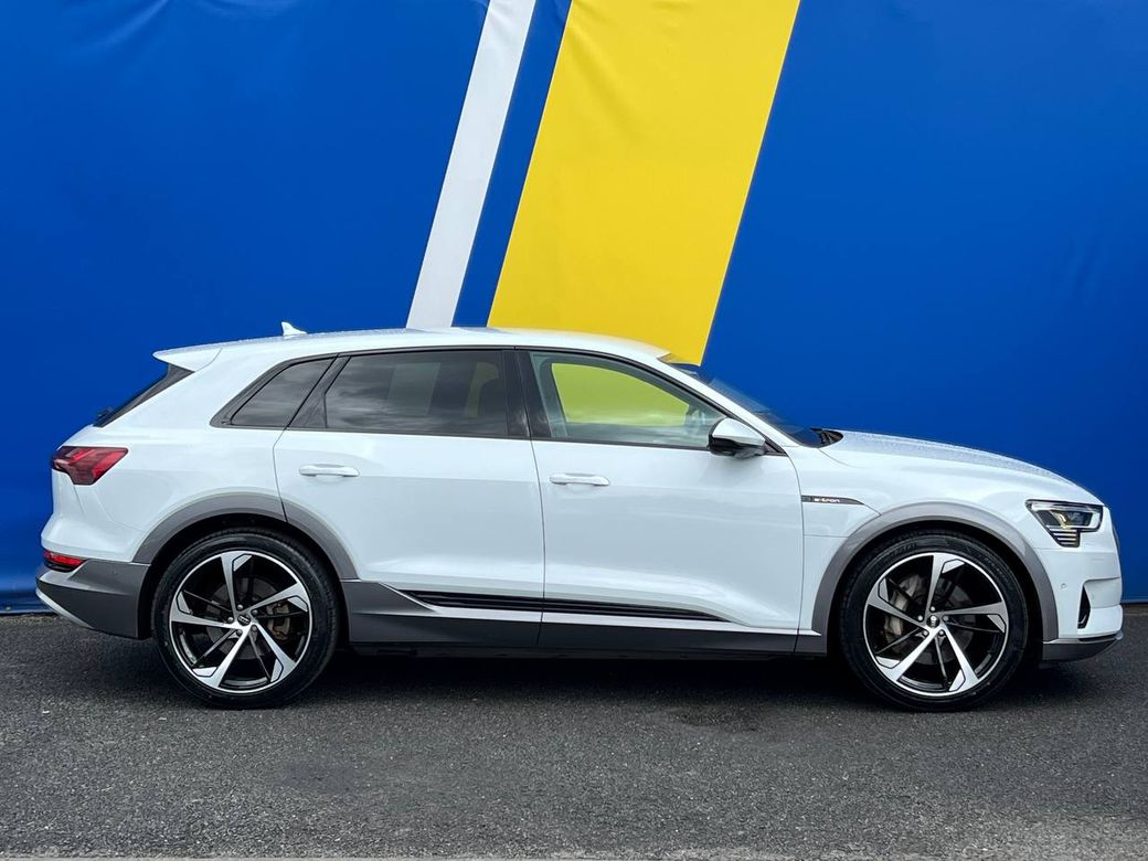 2021 Audi e-tron