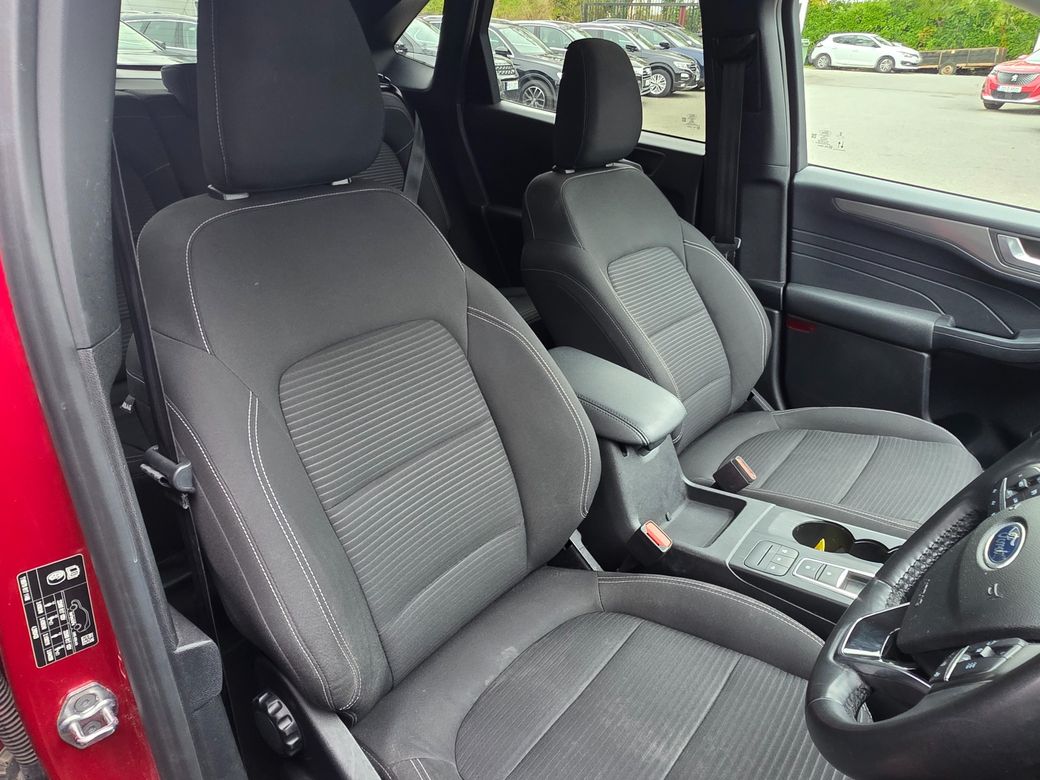 2022 Ford Kuga
