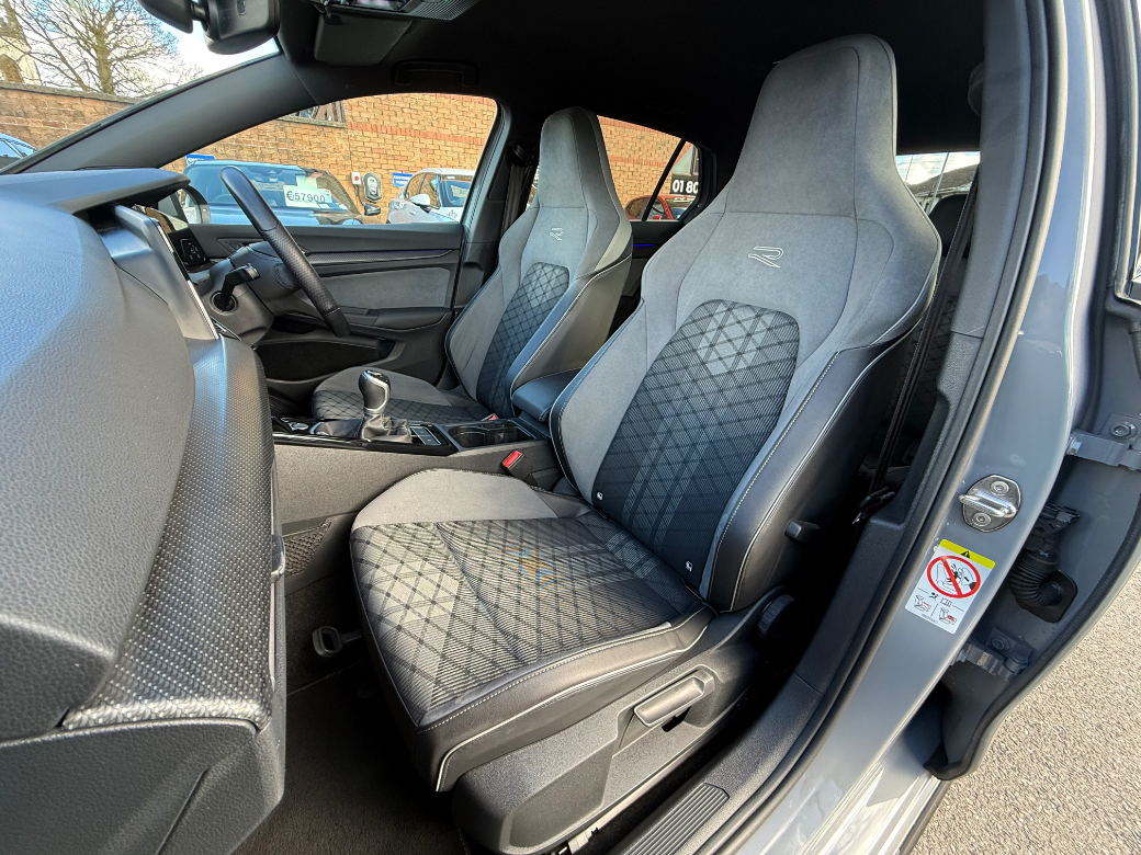 2023 Volkswagen Golf