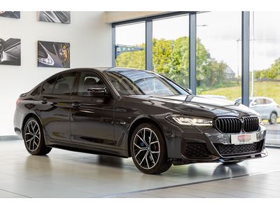 2023 BMW 530