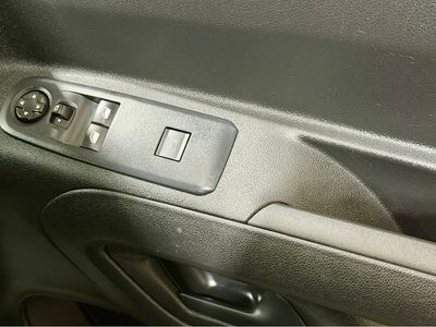 2023 Peugeot Partner