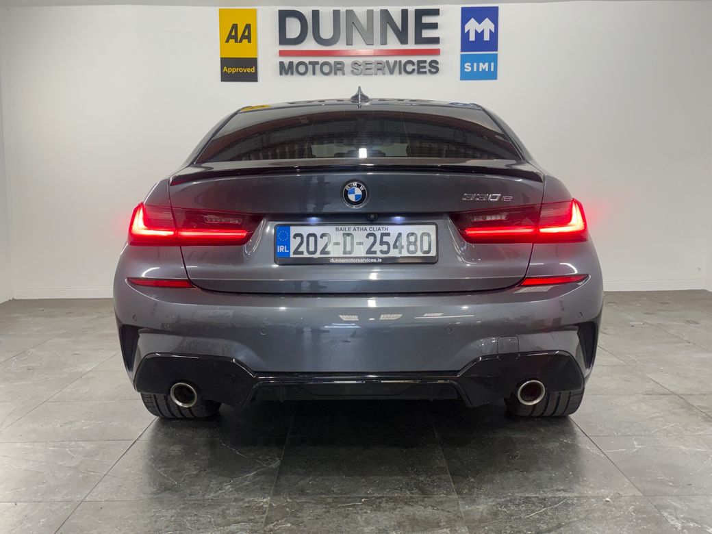 2020 BMW 330