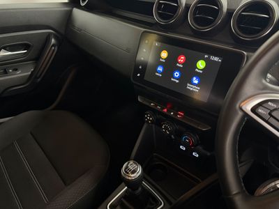 2022 Dacia Duster