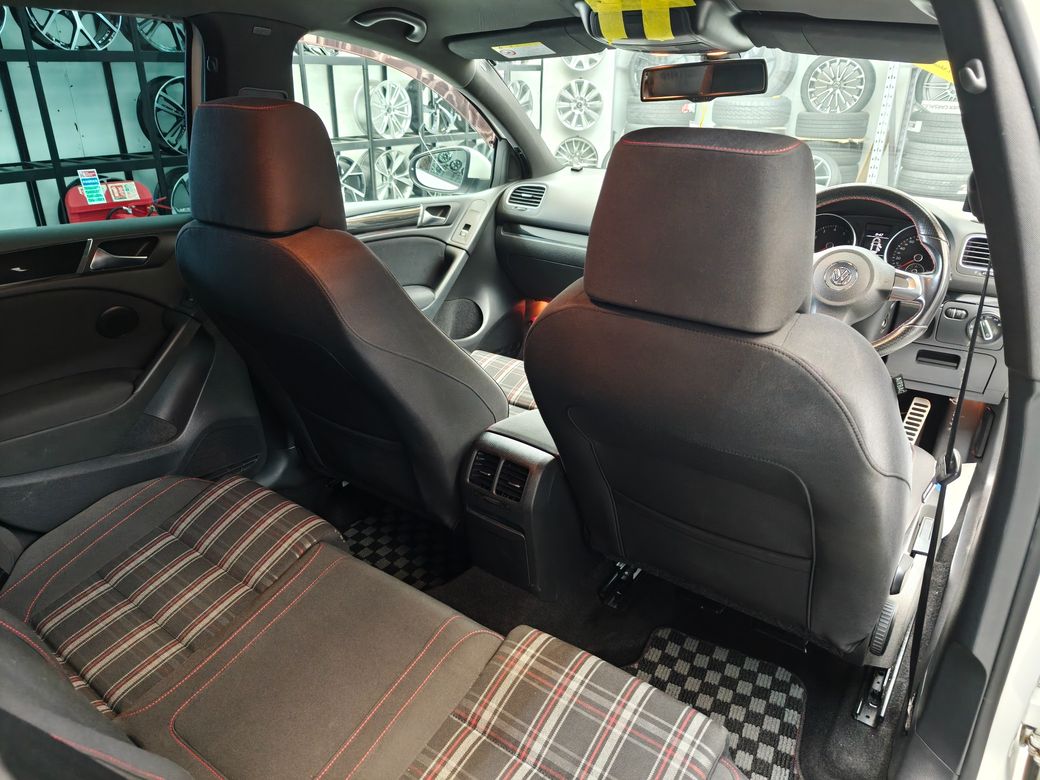 2011 Volkswagen Golf