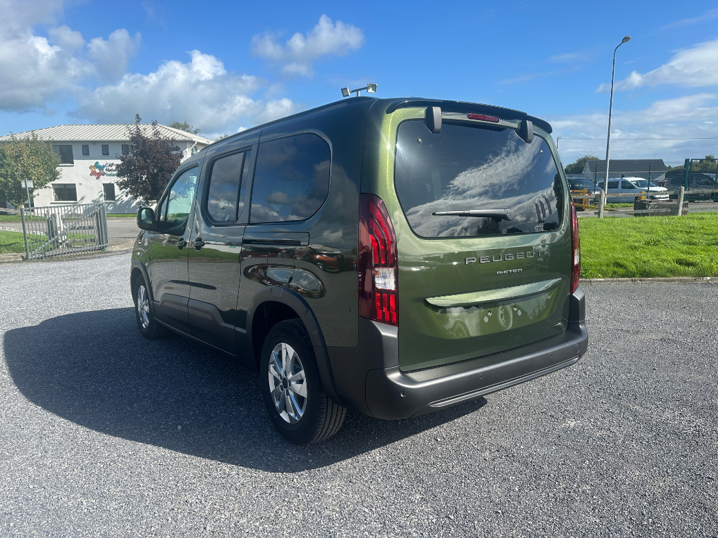 2026 Peugeot Rifter