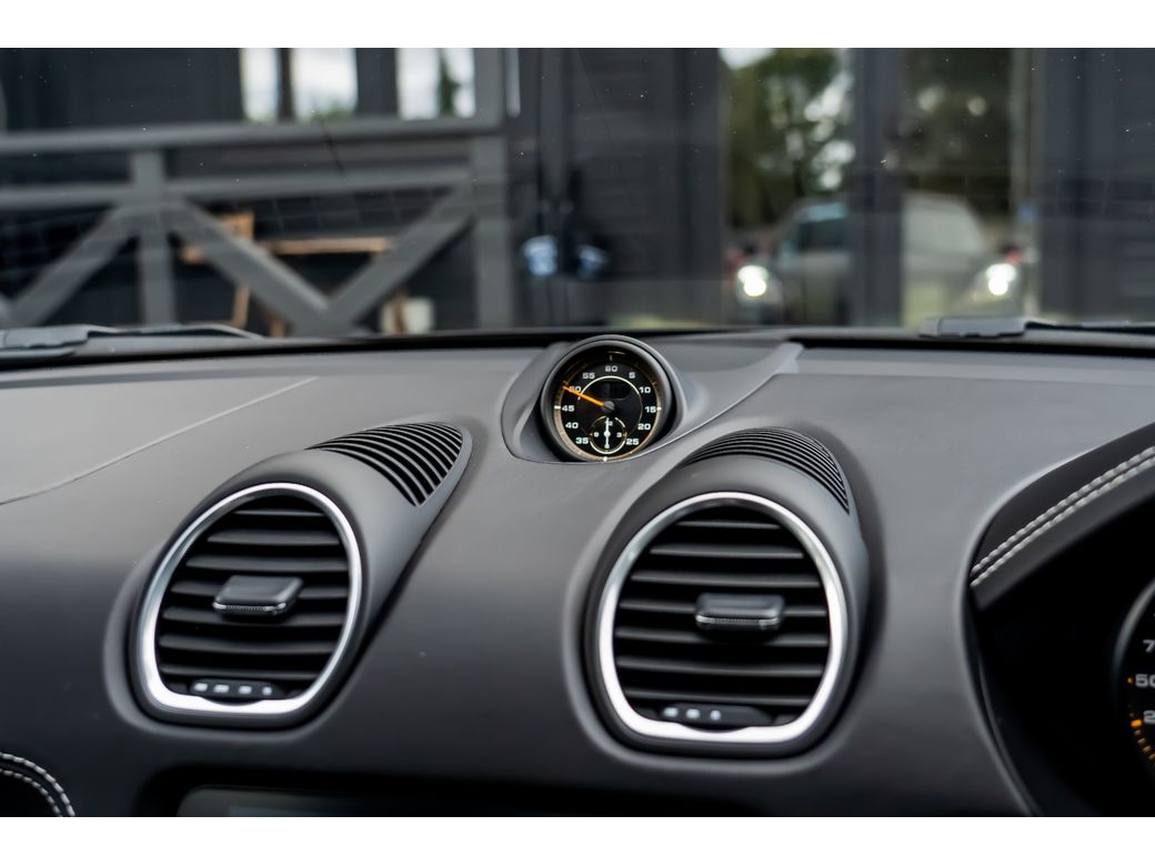 2023 Porsche 718 Cayman