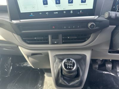 2025 Volkswagen Transporter