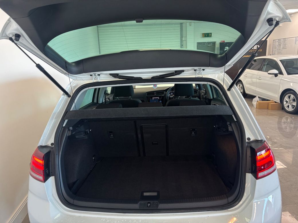 2019 Volkswagen Golf