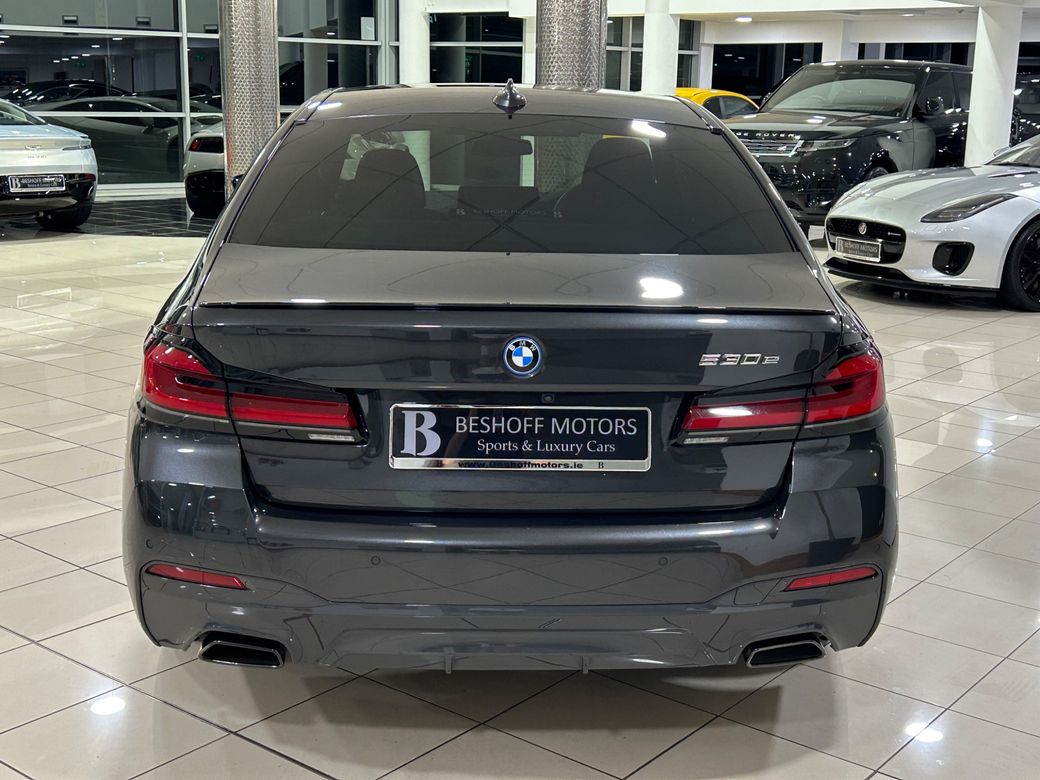 2022 BMW 5 Series