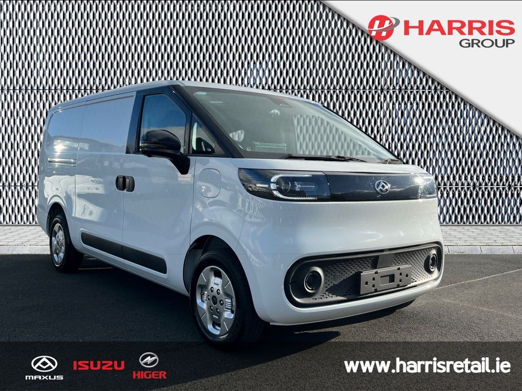 2026 White Maxus eDELIVER 5