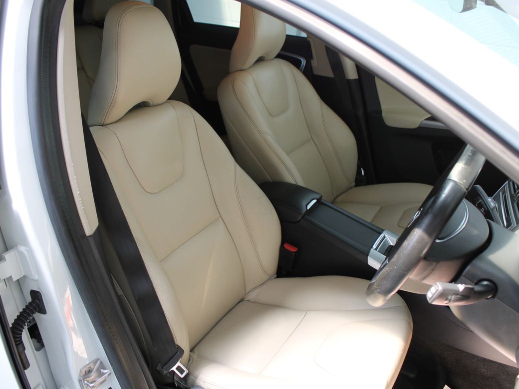2016 Volvo XC60