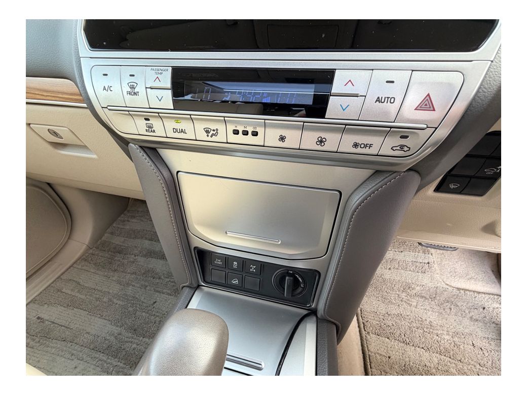 2023 Toyota Landcruiser