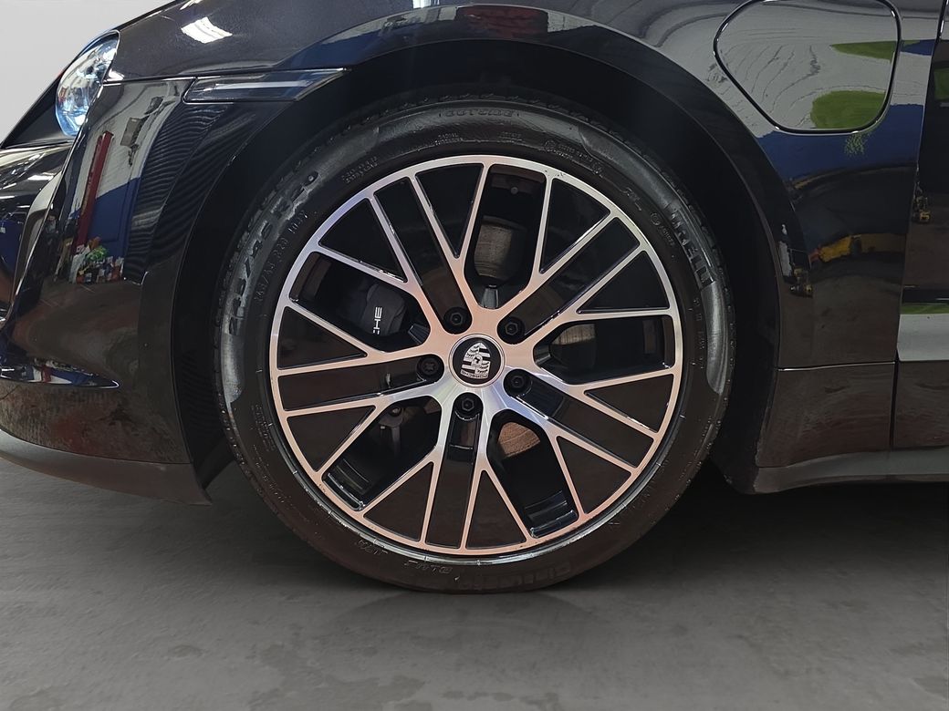 2023 Porsche Taycan