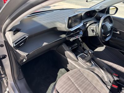 2020 Peugeot 208