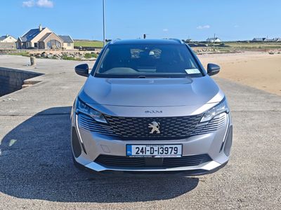 2024 Peugeot 5008