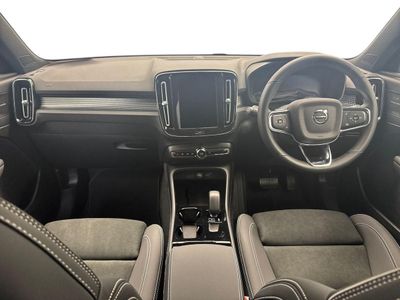 2026 Volvo EX40