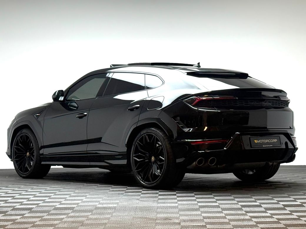 2025 Lamborghini Urus