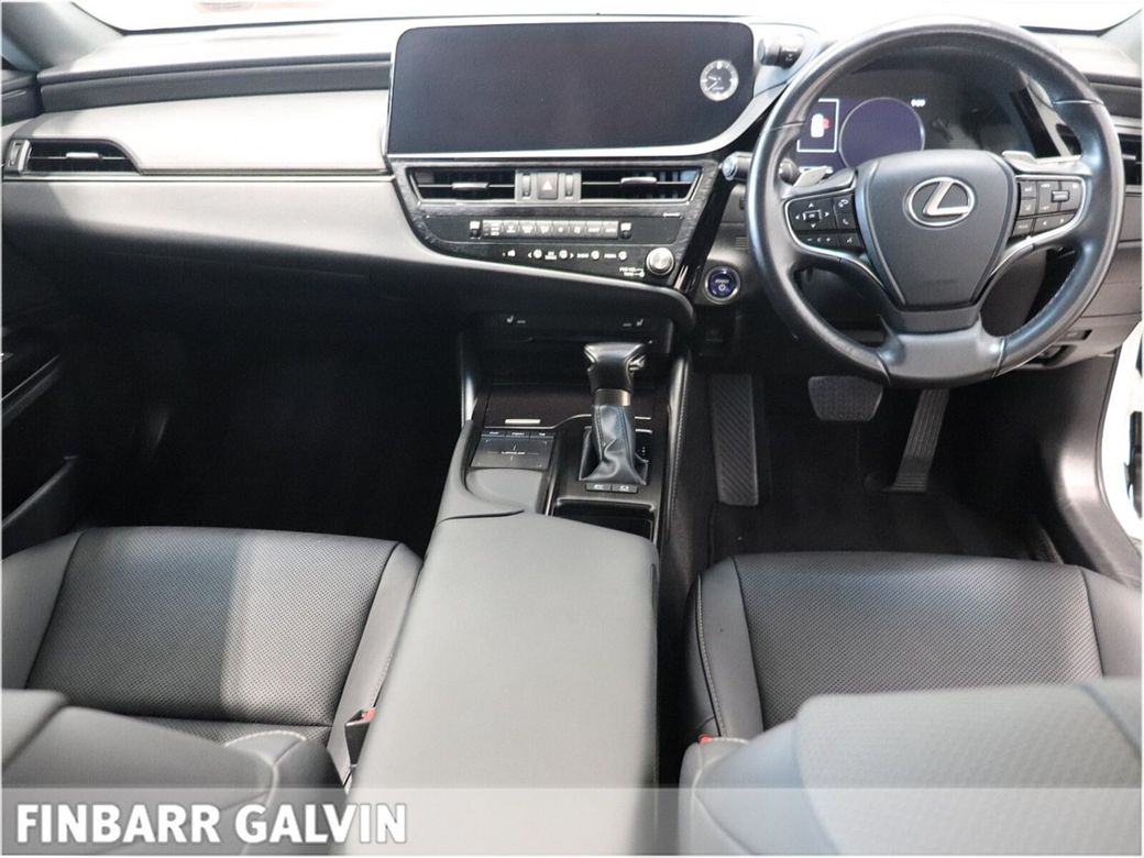 2022 Lexus ES 300h