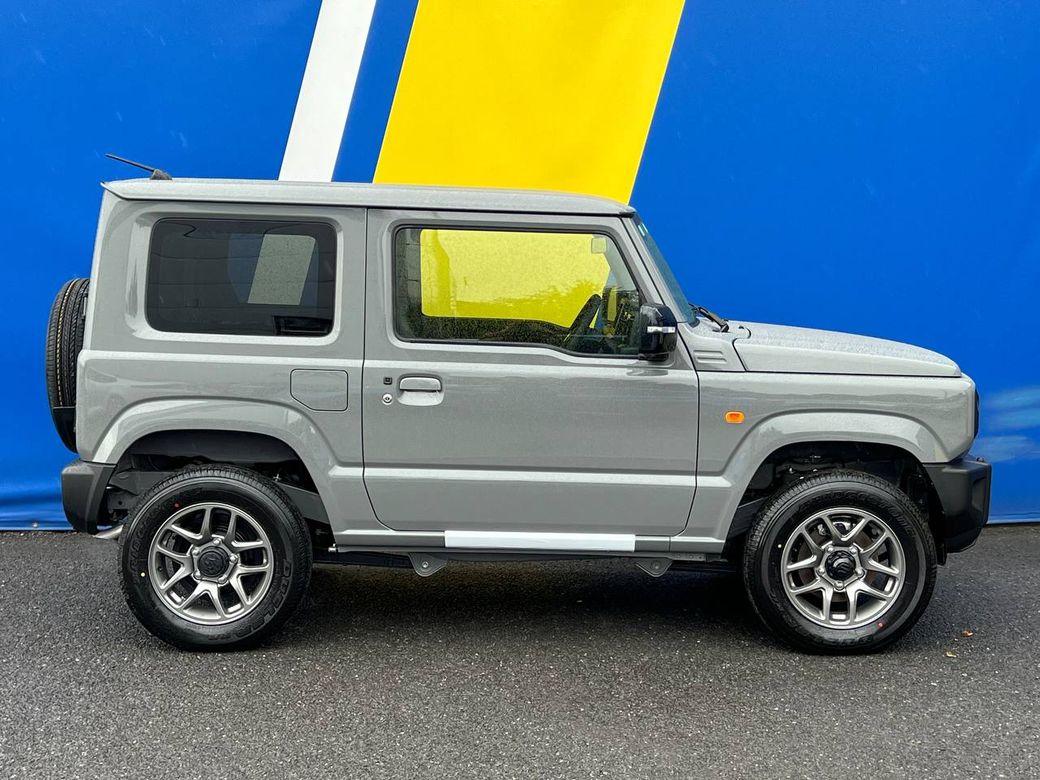 2025 Suzuki Jimny
