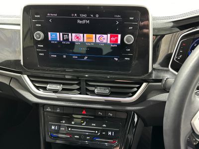 2023 Volkswagen T-Roc