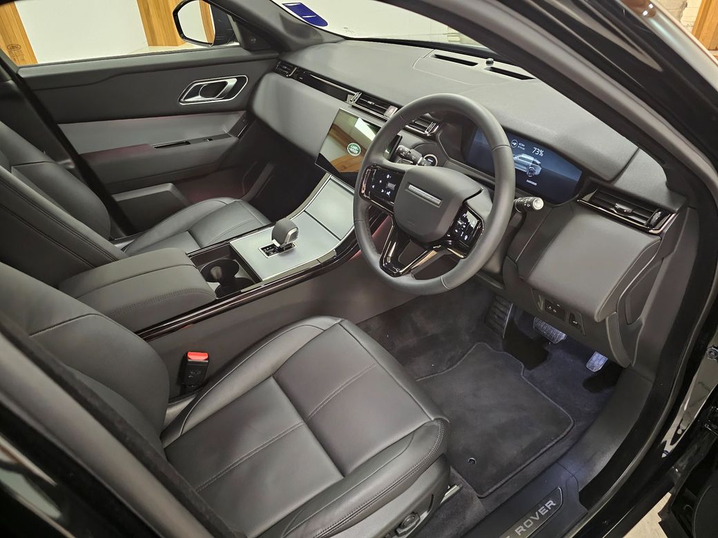 2025 Land Rover Range Rover Velar