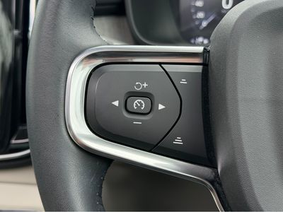 2021 Volvo XC40