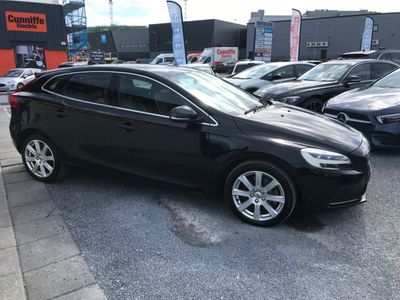2018 Volvo V40
