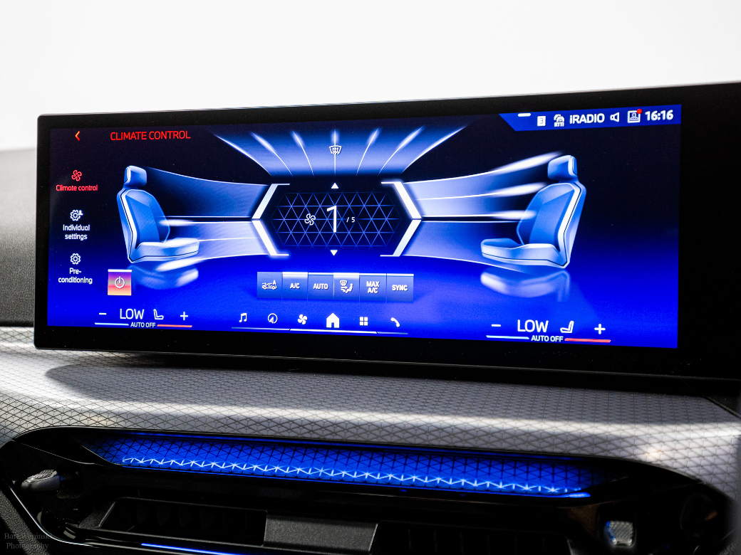 2025 BMW i4