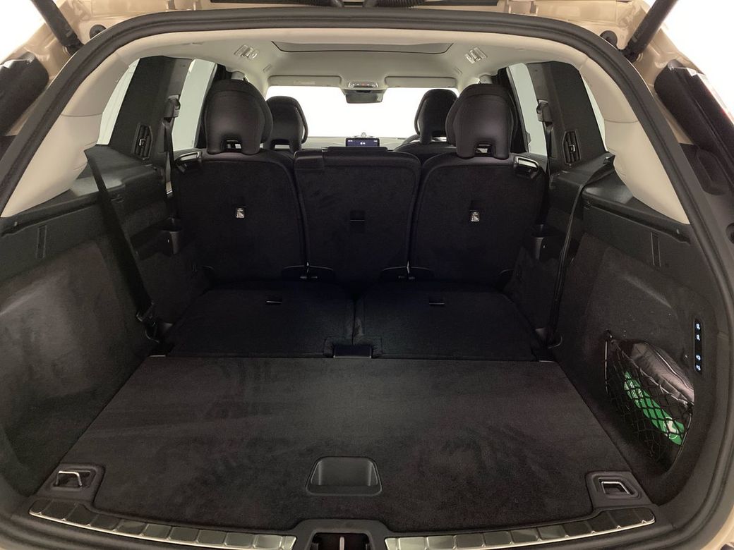 2026 Volvo EX90