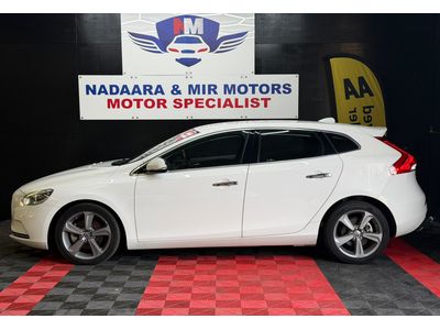 2015 Volvo V40