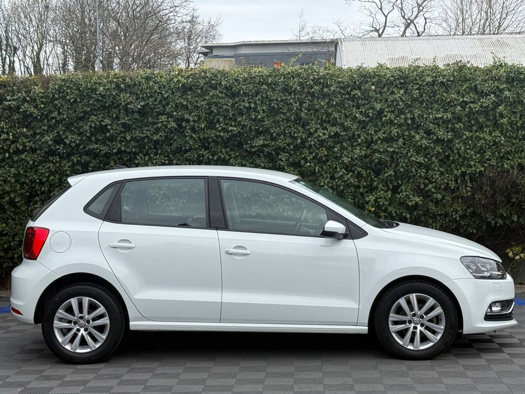 2017 Volkswagen Polo