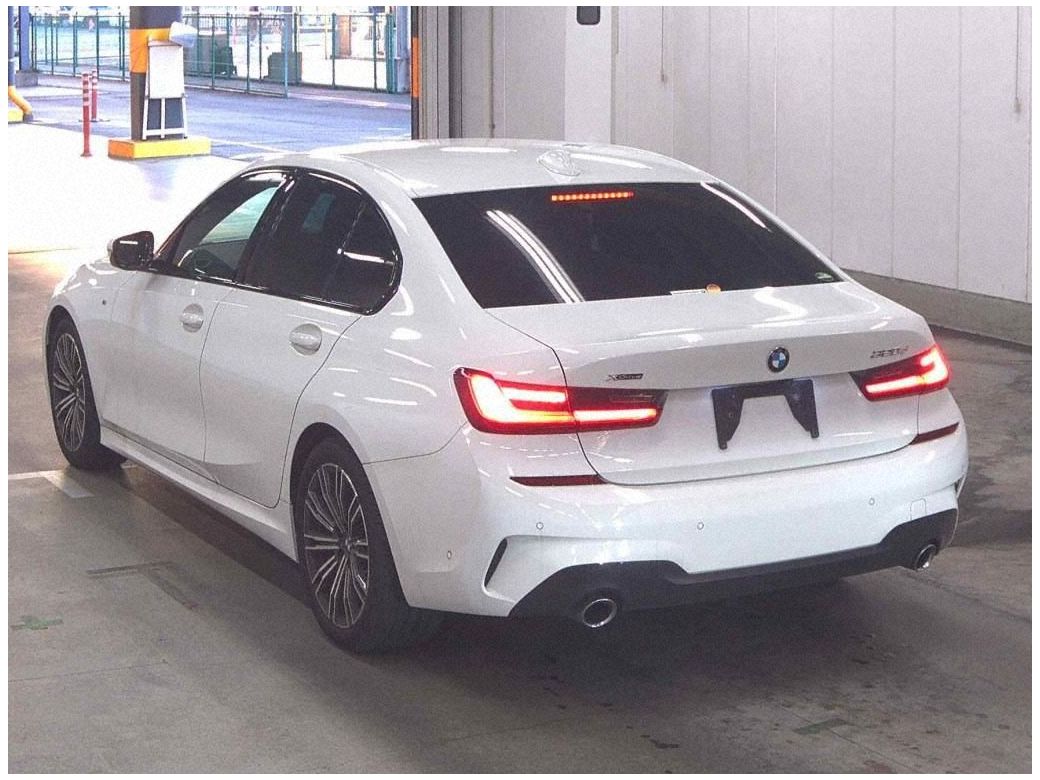 2020 BMW 320