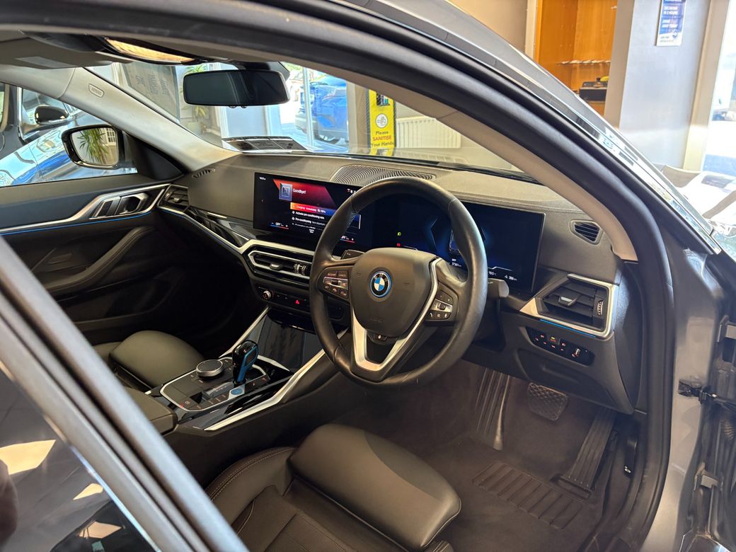2022 BMW i4