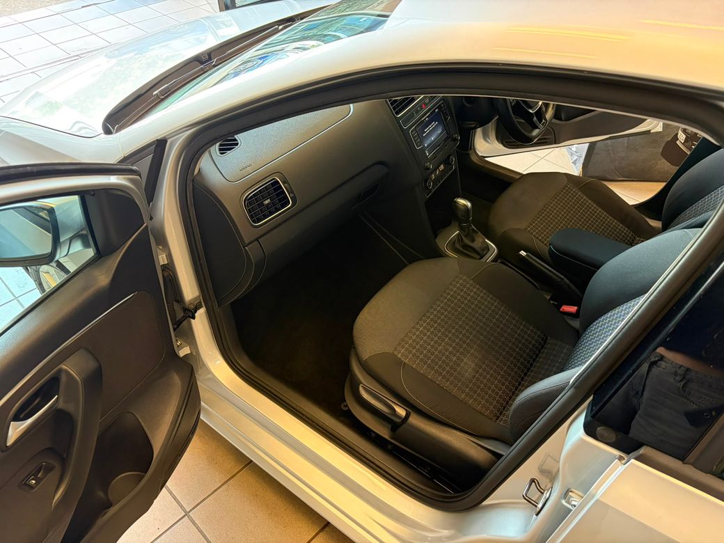 2015 Volkswagen Polo