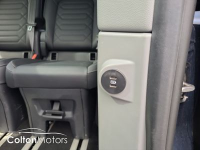 2025 Ford Tourneo Custom