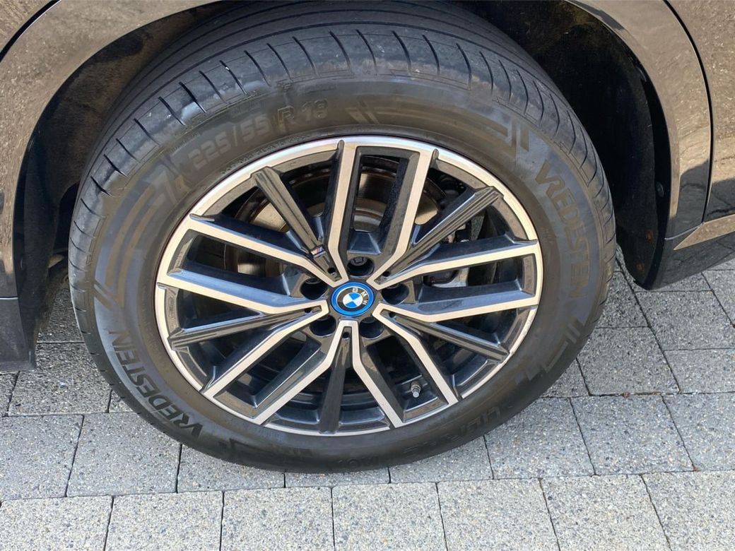 2024 BMW iX1