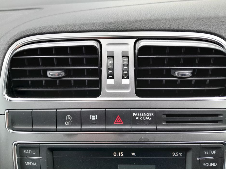 2015 Volkswagen Polo