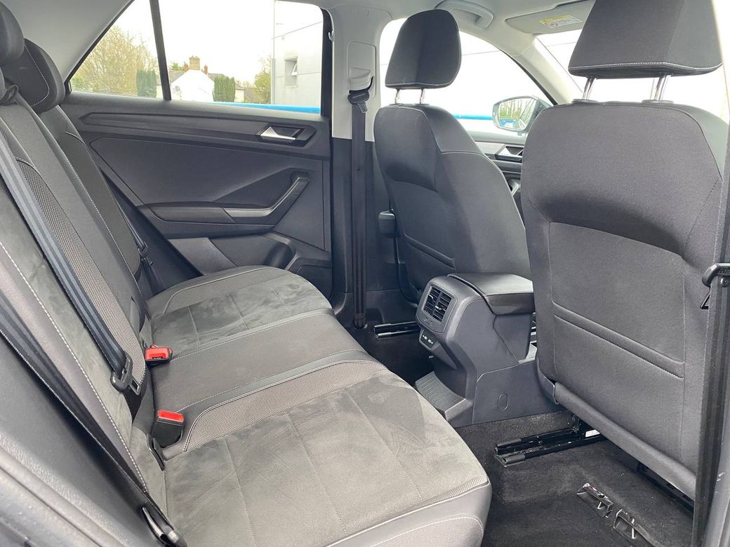 2022 Volkswagen T-Roc