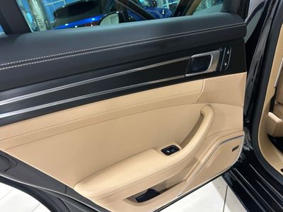 2023 Porsche Panamera