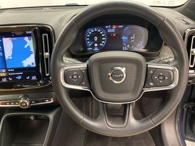 2021 Volvo XC40