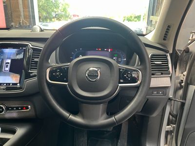 2023 Volvo XC90