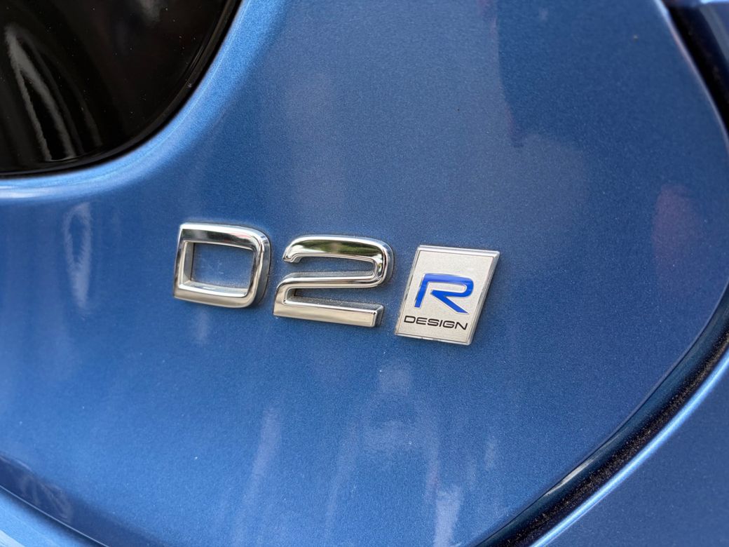 2016 Volvo V40