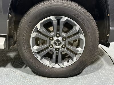 2020 Mitsubishi L200