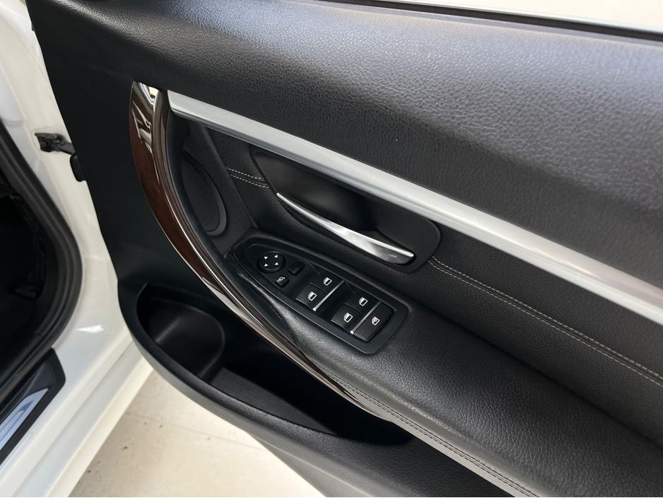 2016 BMW 3 Series