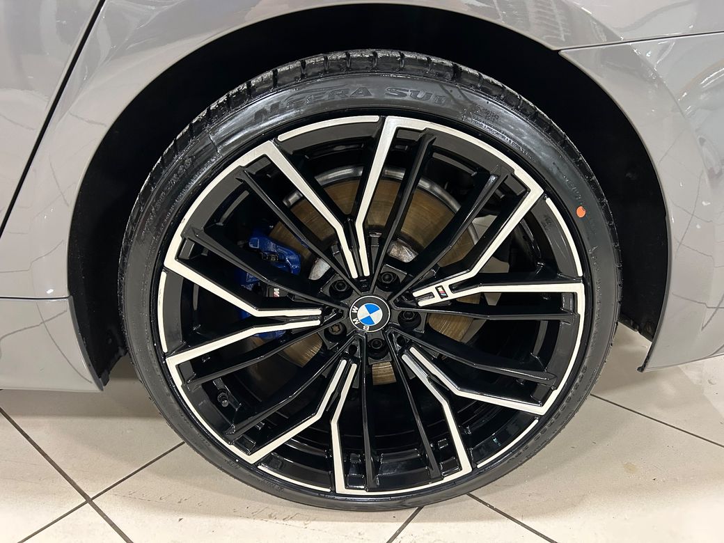 2022 BMW 5 Series