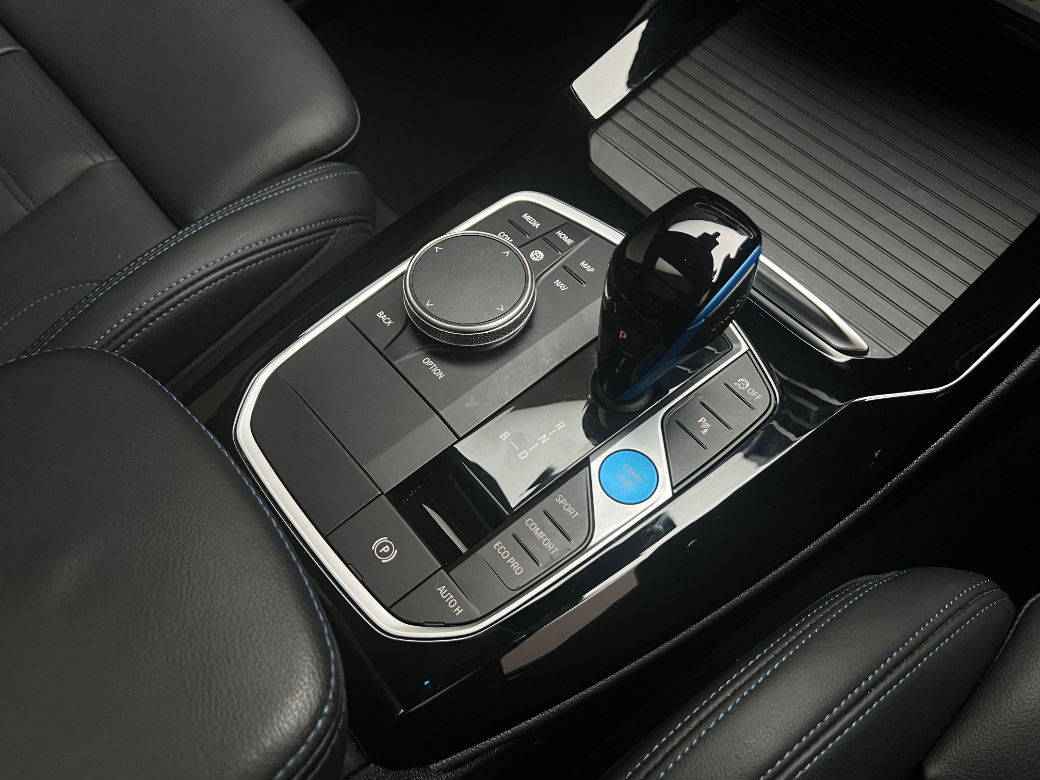 2022 BMW iX3